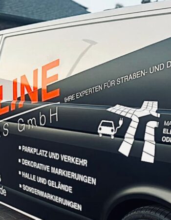 parkplatz-markierungen-fahrbahnmarkierungen-stvo-haifischzähne